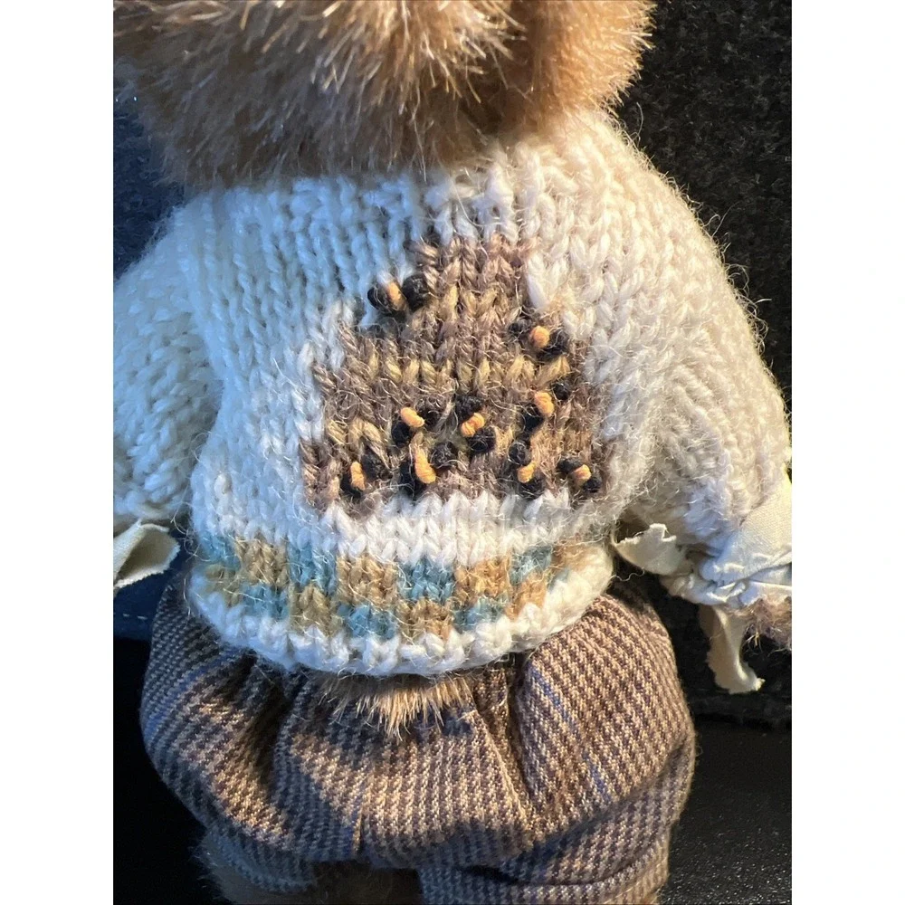 Retired Boyds Bears & Friends Edmund T. Bear‎ Beehive Sweater 8
